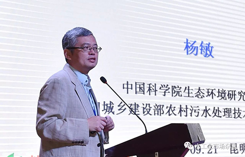 装睡被陌生人摸出水好爽