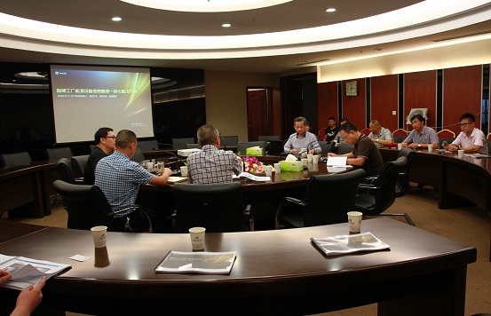 装睡被陌生人摸出水好爽