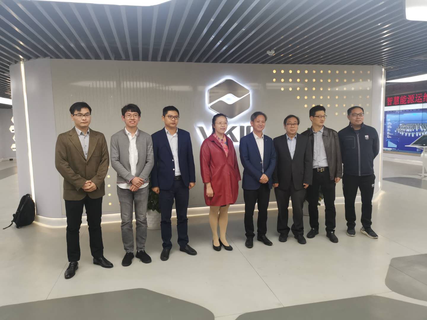 装睡被陌生人摸出水好爽