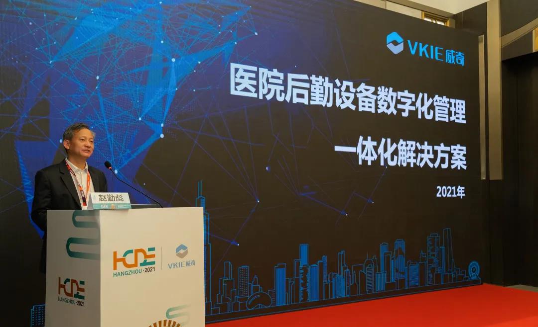 装睡被陌生人摸出水好爽