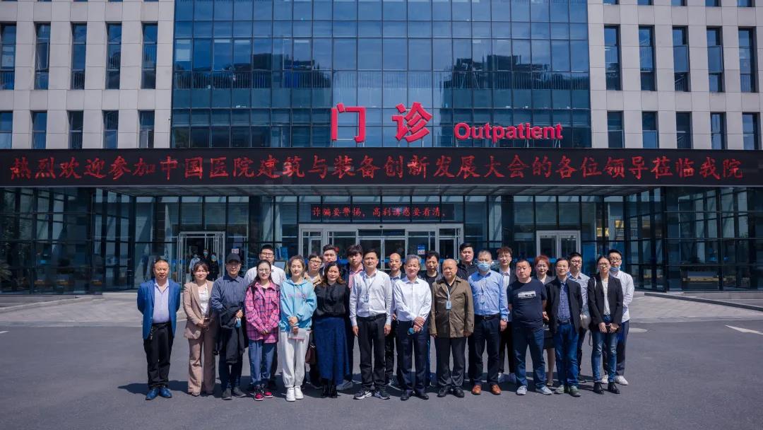 装睡被陌生人摸出水好爽