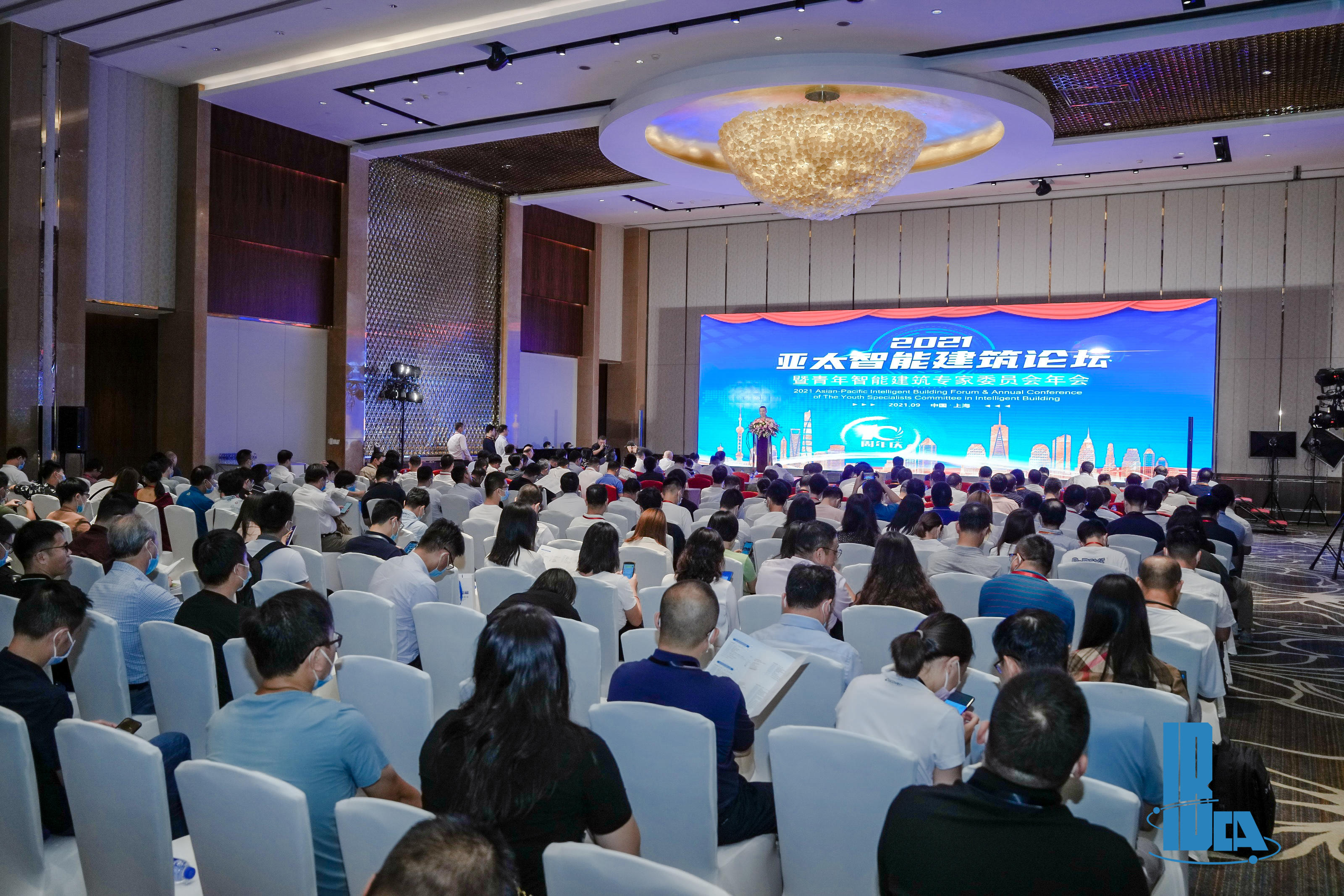 装睡被陌生人摸出水好爽