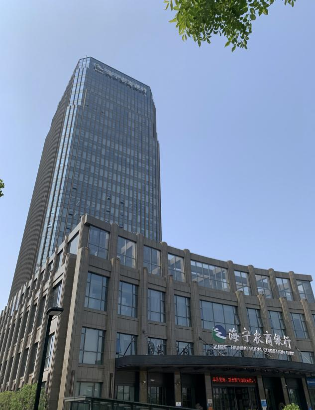 装睡被陌生人摸出水好爽