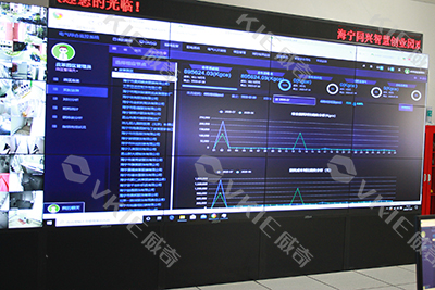 装睡被陌生人摸出水好爽