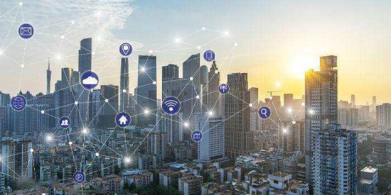 装睡被陌生人摸出水好爽